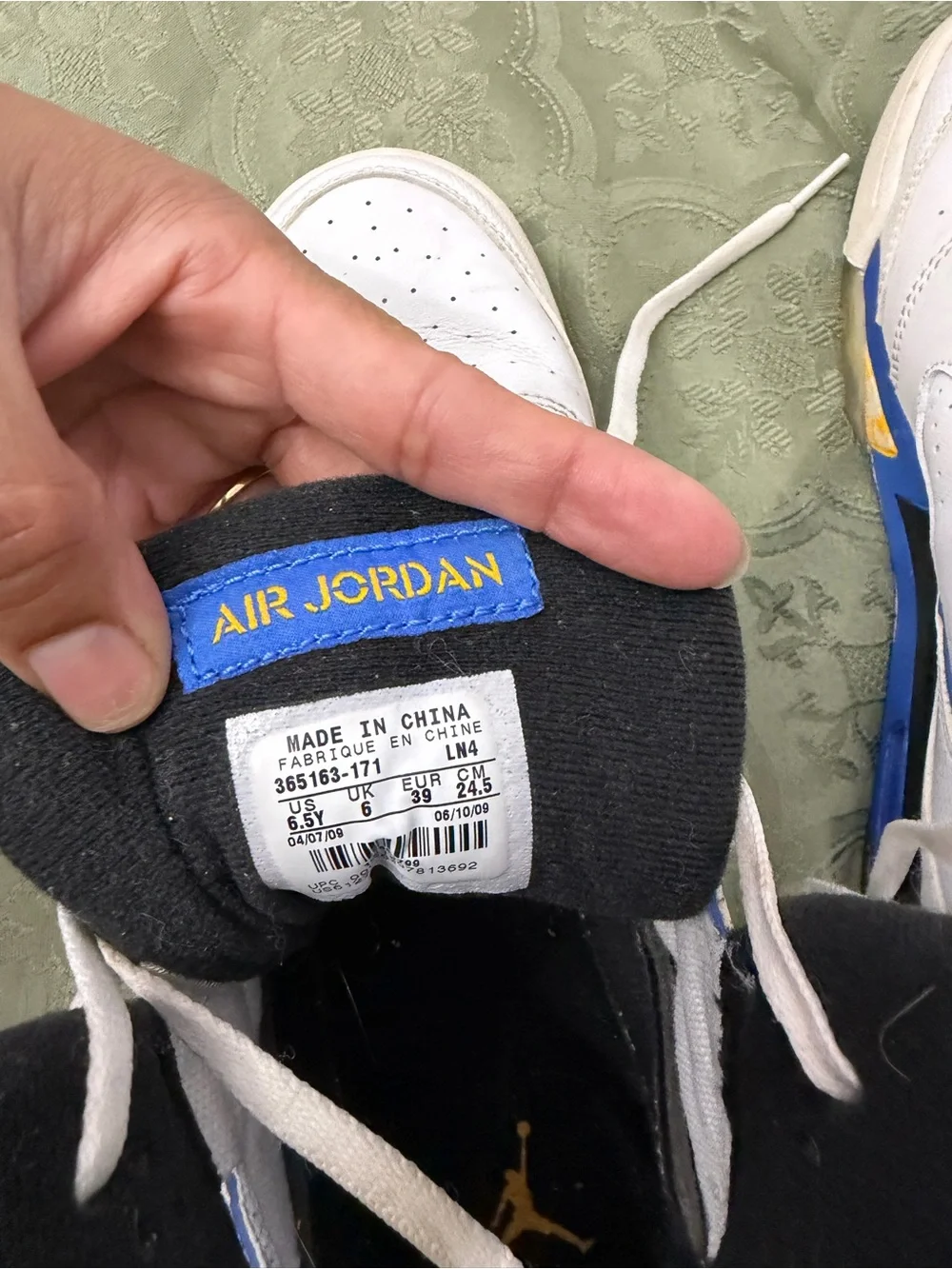 Nike air Jordan sixty White Sneakers with Blue & Yellow Accents size 6.5Y